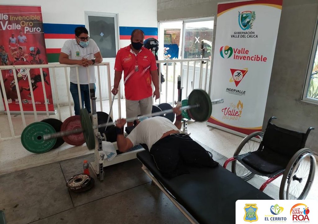 MPIOELCERRITO's tweet photo. D E P O R T E 🟡

Los deportistas de Parapowerlifting del municipio de El Cerrito hicieron parte del chequeo técnico departamental, este tuvo lugar el sábado 11 de septiembre en la Liga Vallecaucana de levantamiento de pesas. https://t.co/rAxUENN7Bo