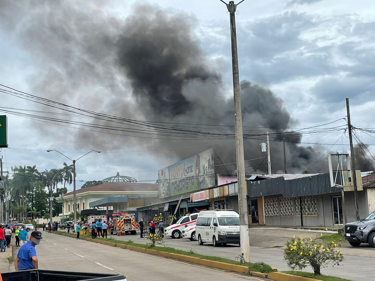 El incendio del almacén El Punto Mayorista, es un golpe económico y social para un sector que apenas se repone de esta crisis, <a href="/FRETRAPP/">FRETRAPP 👩‍🔧👨‍🌾👩‍🏭👨‍💼👩‍🍳👨‍🔬👷‍♀️</a> pide velar por estos trabajadores, que es el eslabón más debil en esta tragedia. <a href="/FRETRAPP/">FRETRAPP 👩‍🔧👨‍🌾👩‍🏭👨‍💼👩‍🍳👨‍🔬👷‍♀️</a> <a href="/PP_Panama/">Partido Popular</a>  <a href="/OndasCentrales/">Ondas Centrales</a> <a href="/MitradelPma/">Ministerio de Trabajo y Desarrollo Laboral</a>