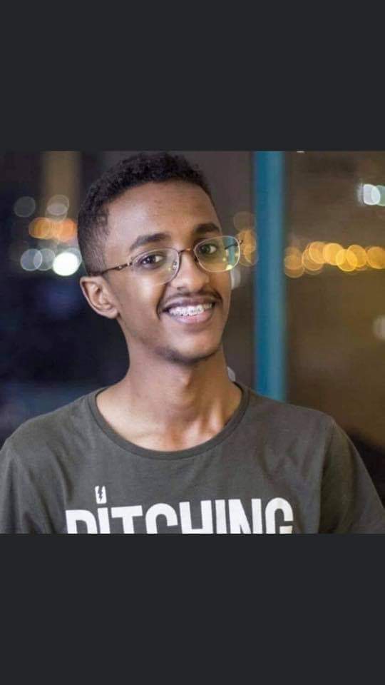 Mustafa_m7mod's tweet photo. لا حول ولا قوة الا بالله العلي العظيم
عمرو الفاتح في ذمة الله 💔
اللهم اغفر له وارحمه وعافه واعف عنه وأكرم نزله ووسع مدخله ابدله دار خير من داره واهلا خير من اهله و انزله منزلة مباركة
اللهم اجعل قبره روضة من رياض ولا تجعله حفرة من حفر النار 💔
@3mroo_14 💔 ياعمرو م كتير على ربنا https://t.co/VeDom98Fhx