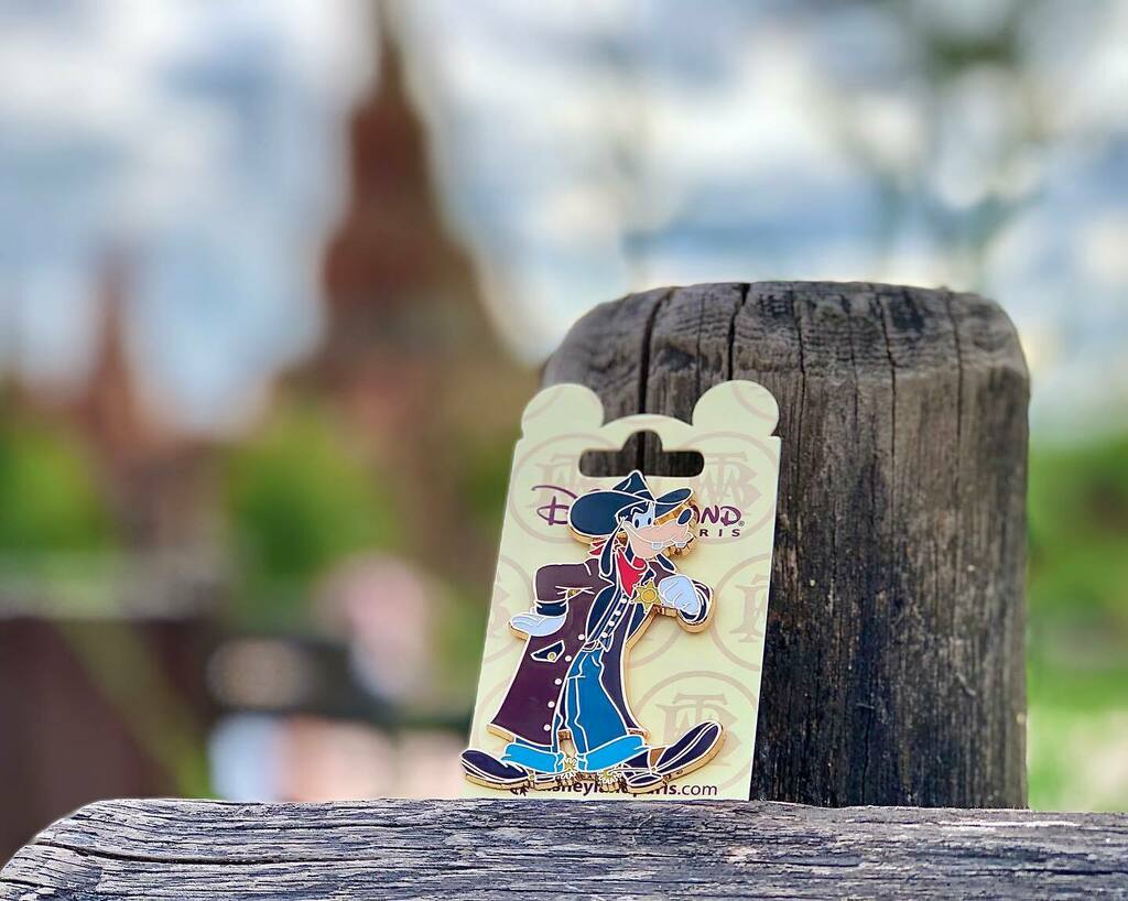 PhotographEars's tweet photo. Cette semaine c’était la sortie des pins BTM … Big Thunder Mountain de @disneylandparis !!!
Mon attraction préféré 🤠 
—
#disneylandparis 
#disneycastlife #castmemberlife #castmember #dlpcastmember
#disneyland #disneyparks #disney 
#photographears #ph… https://t.co/MdzcoaFleq https://t.co/NCT1oKxKww