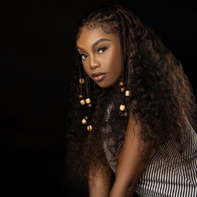 KintisaH's tweet photo. And suddenly you just know it’s time to start something new and trust the magic of beginnings✨ 

📸: IG: @itsmasonphotography https://t.co/a4GxVEONtH