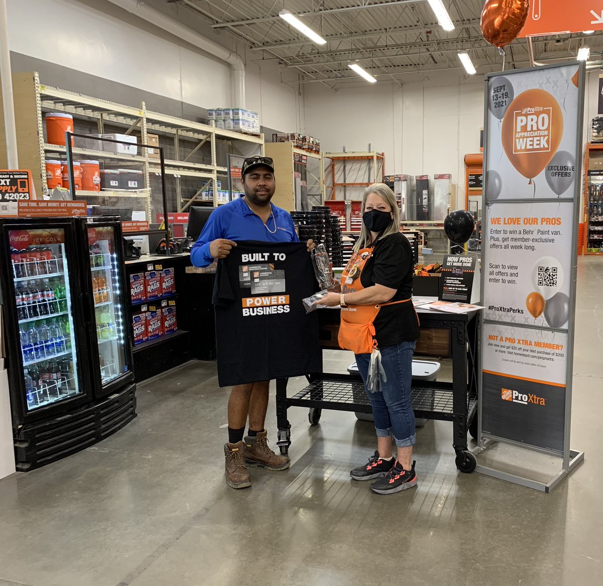 Kristin1108's tweet photo. Pro Appreciation Week highlights from today, we welcome 3 new ProX Sign ups, 2 new CRC!!!! #ProMakesDough #ProXtraPerks #6959HomeDepot  @jldijb_jen @MakeshaCooper @Jeff69596374 @JanineT51626156 @wellsgatorfan @l_kyles @rking2883 @ReneSmi62379743 @CodieLong https://t.co/AGVC84fGc4