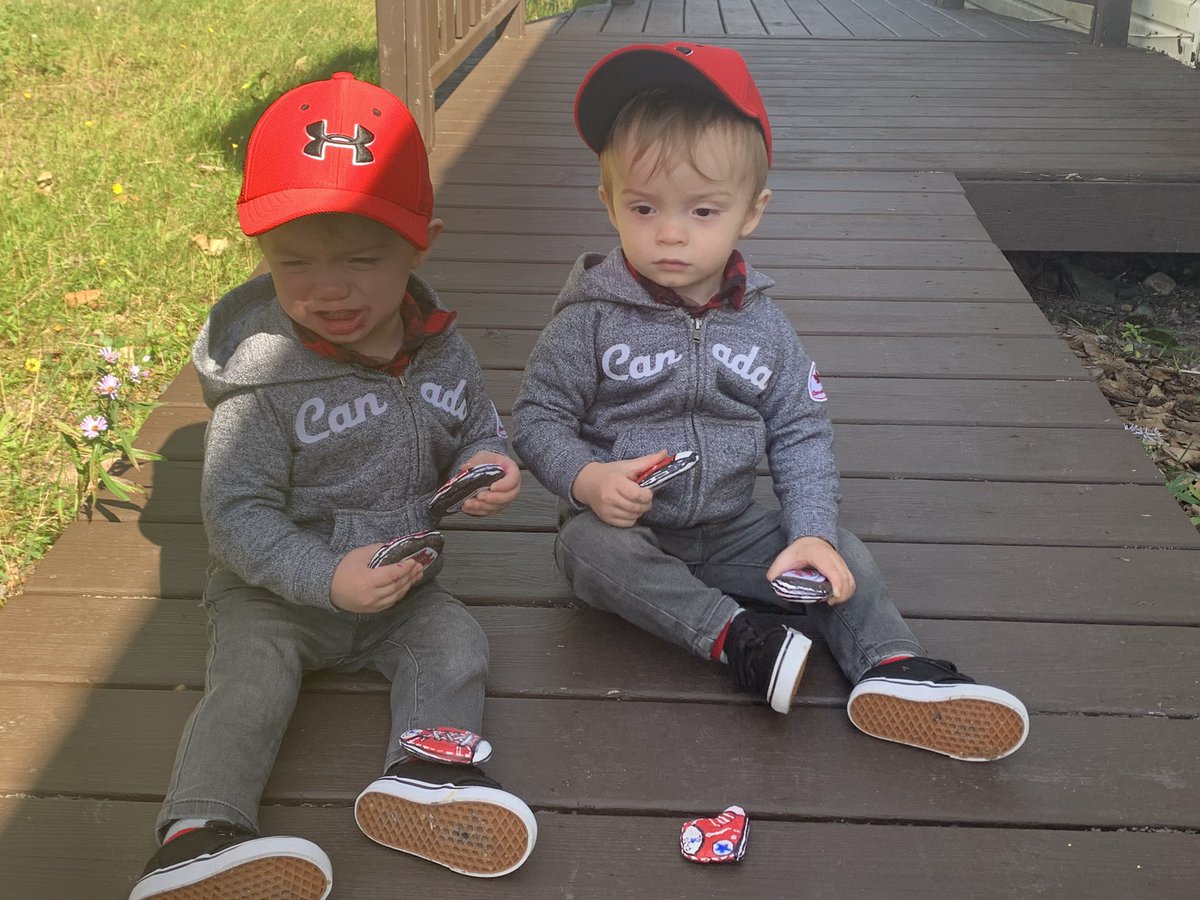 BurinFutures's tweet photo. Found one! RedShoesRock for FASD Day in the rural town of Grand Le Pierre, NL, population 235! #fasdawarenessweek @FASDNL_Team @FASDNL https://t.co/Vfat01AeCm