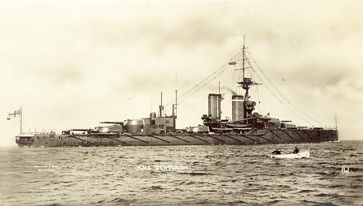 Rich_Ships's tweet photo. 🇬🇧 HMS CENTURION
Devonport Royal Dockyard
#Centurion No. VI - after the Roman Army rank
Laid 16-Jan-1911
Launch 18-Nov-1911
Comm 22-May-1913
Scuttled 9-Jun-1944 as breakwater off #OmahaBeach (P4)
P1 ~1913
P2 w/ 🇬🇧HMS Erin (l) gun practice, 1917 #ScapaFlow
#HMSCenturion https://t.co/zJyJ3c7get