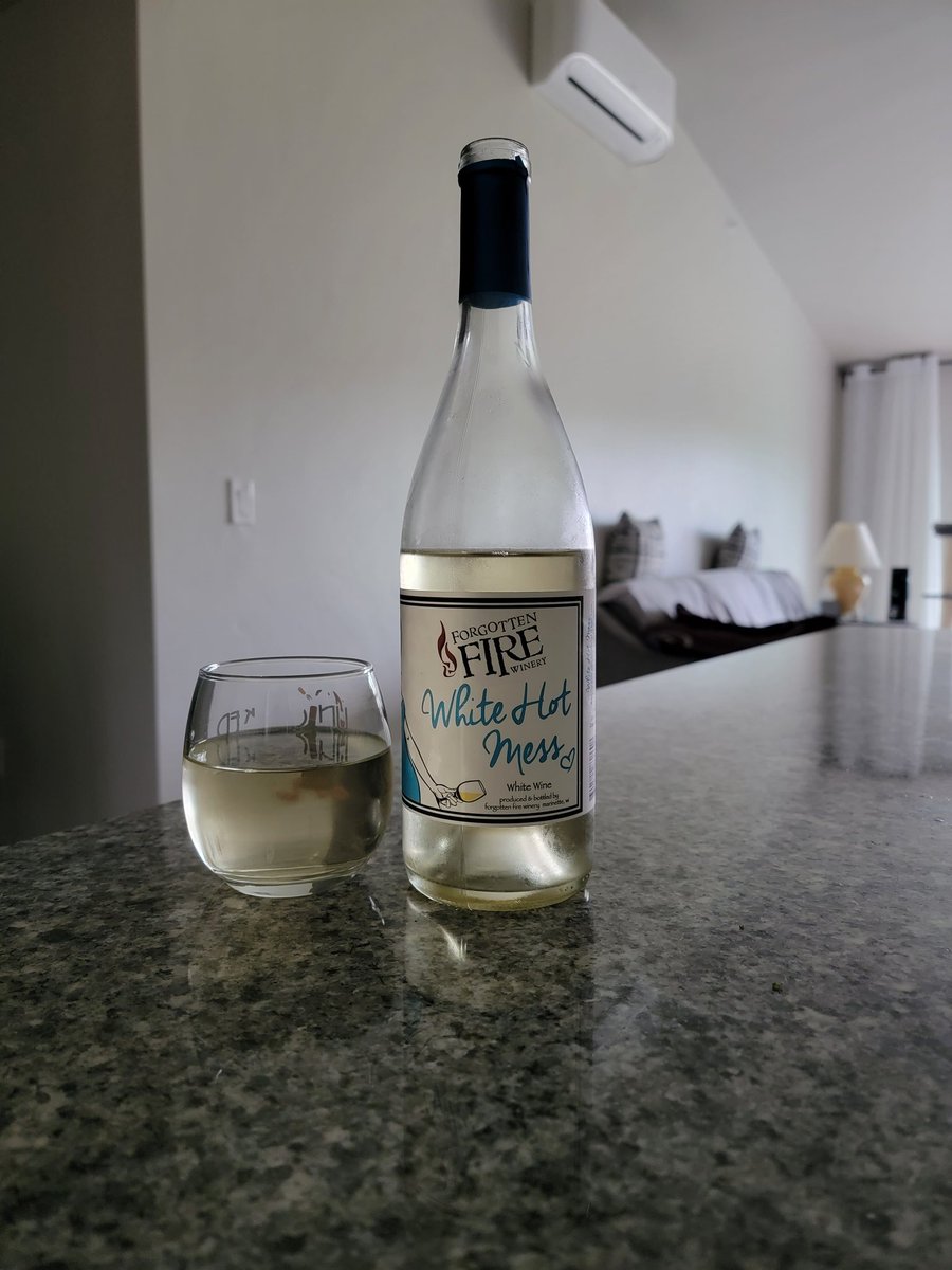 runnergirl1612's tweet photo. The label says it all ๐คฃ๐คฃ
#StoryOfMyLife #WhiteHotMess #WineTime #ForgottenFireWinery https://t.co/v3xthgBxeq