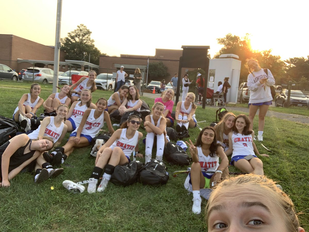 titansfockey's tweet photo. game day!!!! 😆 https://t.co/3s1vL5IZJf
