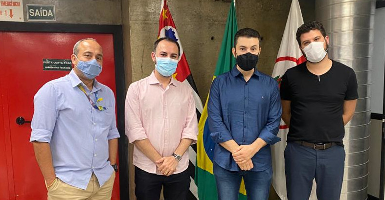consorcioabc's tweet photo. Consórcio ABC promove encontro entre presidentes de câmaras e conselheiro do TCMSP
Leia mais: https://t.co/uni4yolgB7
#consorcioabc #grandeabc #tcmsp #governança https://t.co/69P6D2wS7N