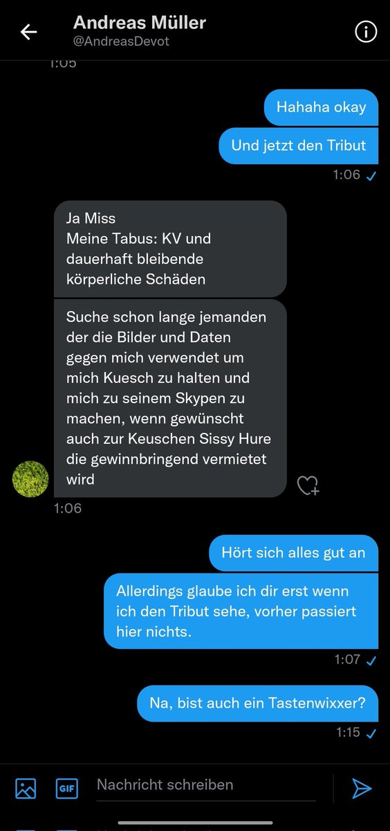 GeldherrinTina2's tweet photo. @AndreasDevot ist auch ein kleines Fake Schweinchen 💩

#fake #fakeslave #fakesklave #moneyslave #geldsklave #geldherrin https://t.co/pNpQCByJDO
