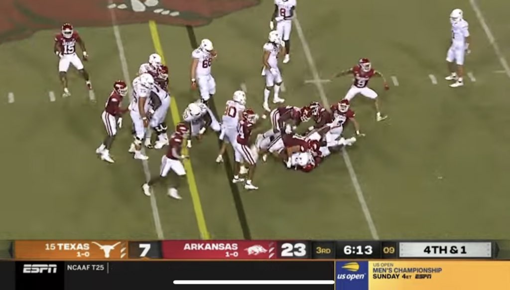 loo_cannon34's tweet photo. “Alright, go for it on 4th down in your own territory.”

@BarstoolUA @UTBarstool https://t.co/FYVpeo0gCp