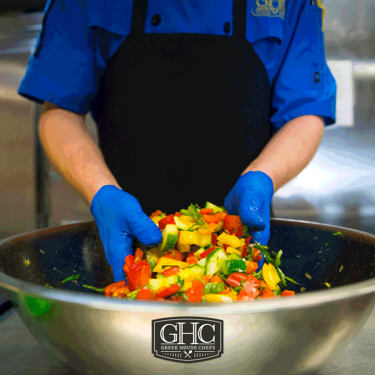 GreekHouseChefs's tweet photo. Food always tastes better when it's made with fresh ingredients, and a lotta love. Our #BlueCoatArmy infuses every meal with love. 
•
•
•
#ghc #greekhousechefs #sororityfood #fraternityfood #chef #cheffood #fraternity #sorority #freshingredients https://t.co/xFCleFYCmZ