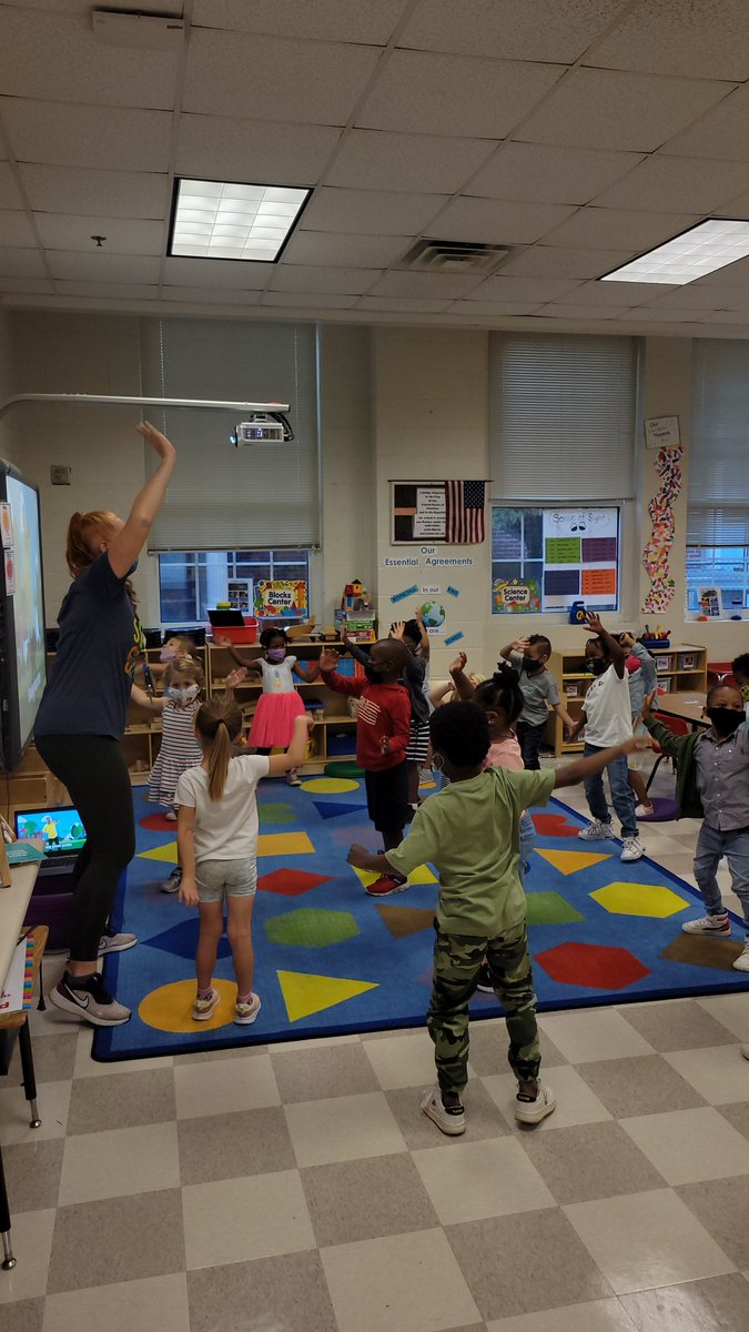 Tene Johnson tweet media