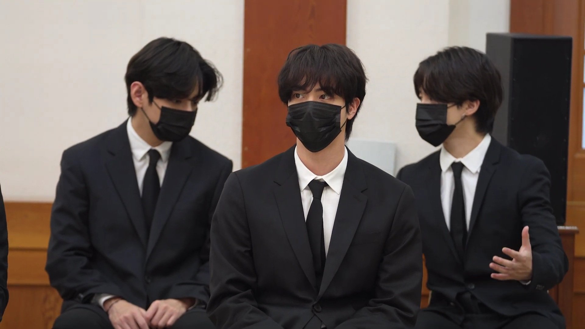 E_N-azzVQAQiw9o?format=jpg&name=large