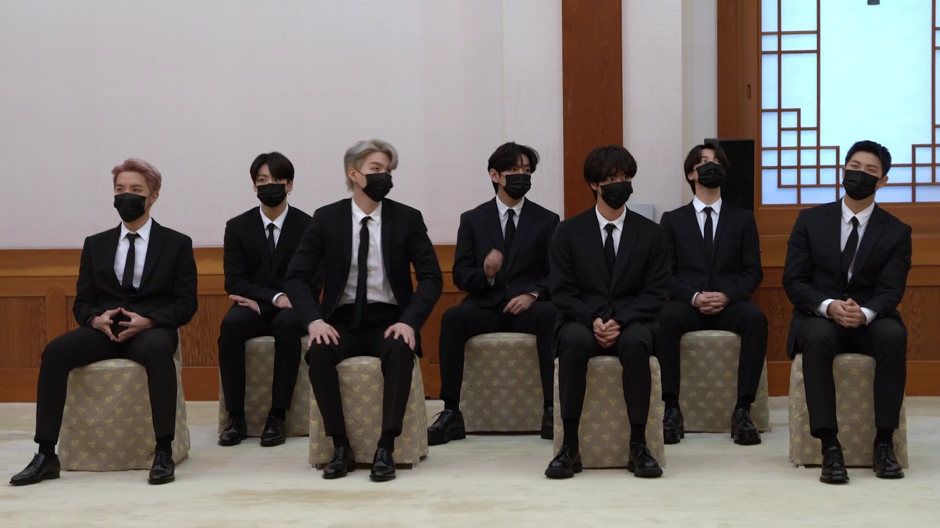 E_N-bOmVIAMJgby?format=jpg&name=large