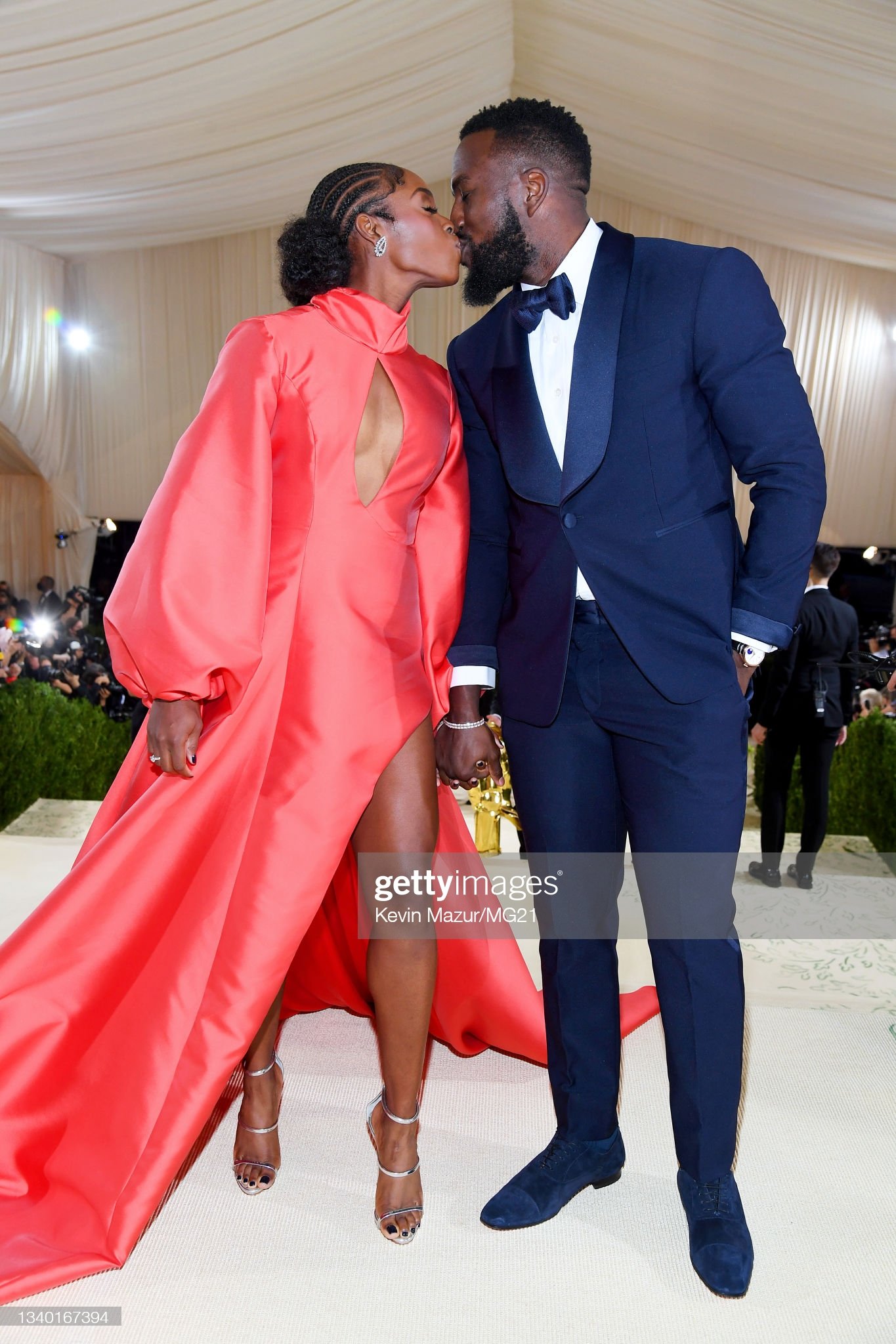 E_N0hlAXoAIhjO5?format=jpg&name=large