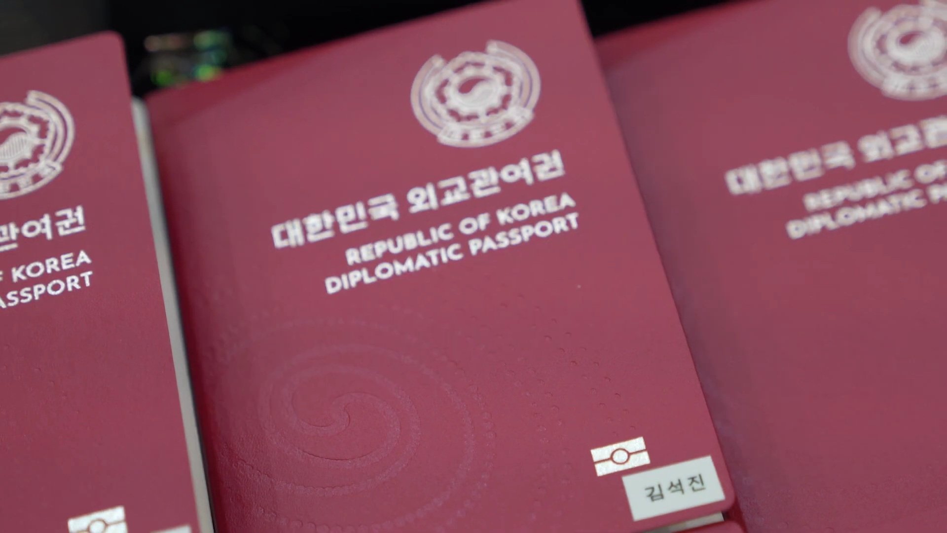 E_N8HcyUYAEAbJw?format=jpg&name=large