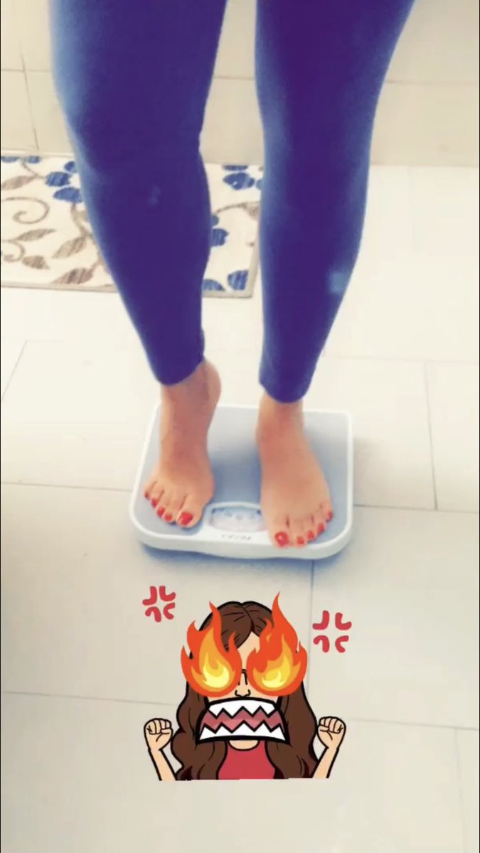 FdezKendra's tweet image. Está difícil dejar las empanadas 🥟 y los chicharrones 🥺 pero tratando estamos 😩 #Diosito