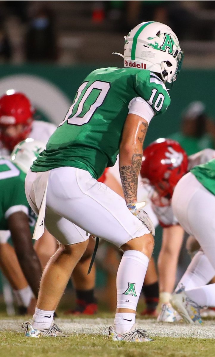 Jeff_704's tweet photo. #10 Junior LB @AshbrookHS 
@Ethanpoole04 💥😳
@AshbrookFB2021 
@CoachDboJames 
@THE_44_BULLDOG 
@NCHSAA https://t.co/1EqfwAgS1w