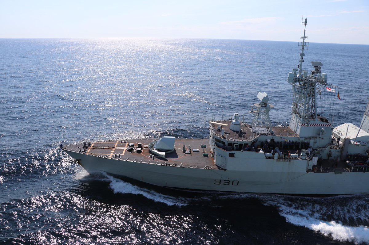 TankerSteph's tweet image. The approach &amp;amp; The departure of #HMCSHalifax for a sip of ⛽️ the other day. #CUTLASSFURY21