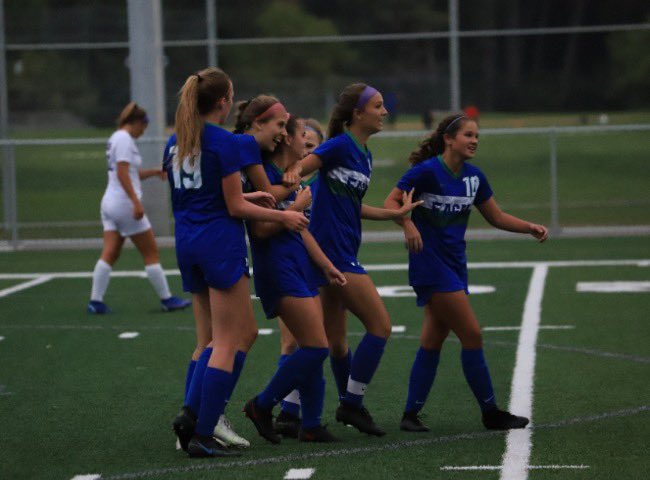 EHSCatbacker's tweet photo. Cats win! 2-0 #epaw https://t.co/OD1H8HPE2P