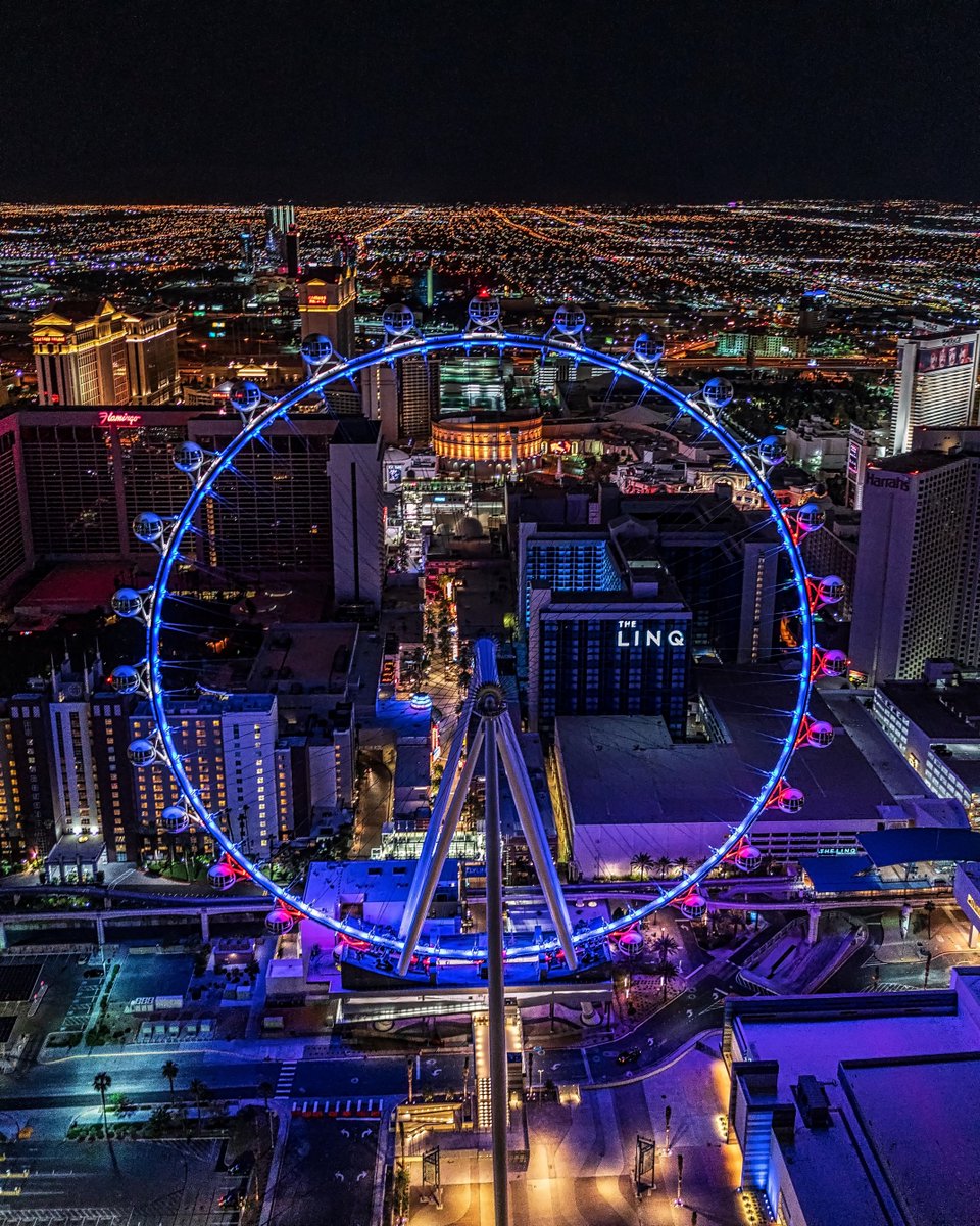 Best views of the best views 😍😍😍
📸: <a href="/MaverickHeli/">Maverick Helicopters</a>