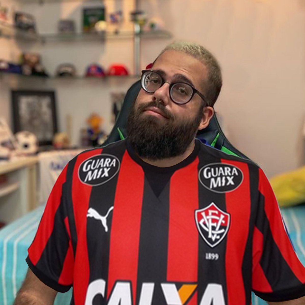 pedraobarbaco's tweet photo. @matheusbarbaco essa foto é a mais atual. Vou procurar nos álbuns da família a mais velha https://t.co/u0u7lnkmUV