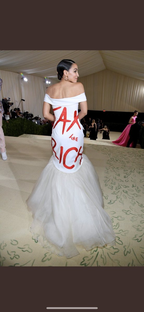 BeardedBlevins's tweet photo. $35,000 a ticket for the #MetGala but go off on taxing the rich https://t.co/fpiXgsq8WN