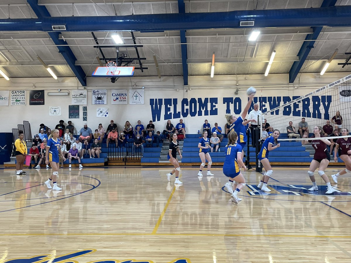 CassidyDelGreco's tweet photo. Newberry High School knows how to get rowdy on a Monday night! The Lady Panthers played hard and remained positive throughout a tough competition with the Oak Hall Eagles. 

FINAL: Oak Hall 3, Newberry 1

@michaeleagneal @FHSAA https://t.co/xAxbfFR5oM
