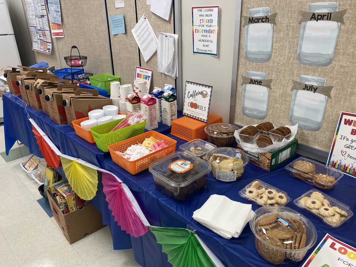 MrsWood103's tweet photo. We have an #OUTSTANDING PTO at @PDSD_Pennell!!! Thank you so much @PennellPTO for another huge surprise. ☺️❤️ #coffeeandcookies https://t.co/hb28aRfKD7