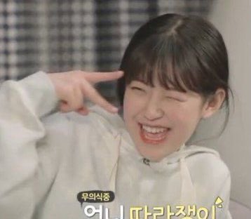 25 กันยานี้จะกลายเป็นวันตายิ้มของโลกแน่นอน .◜◡◝ ◜◡◝