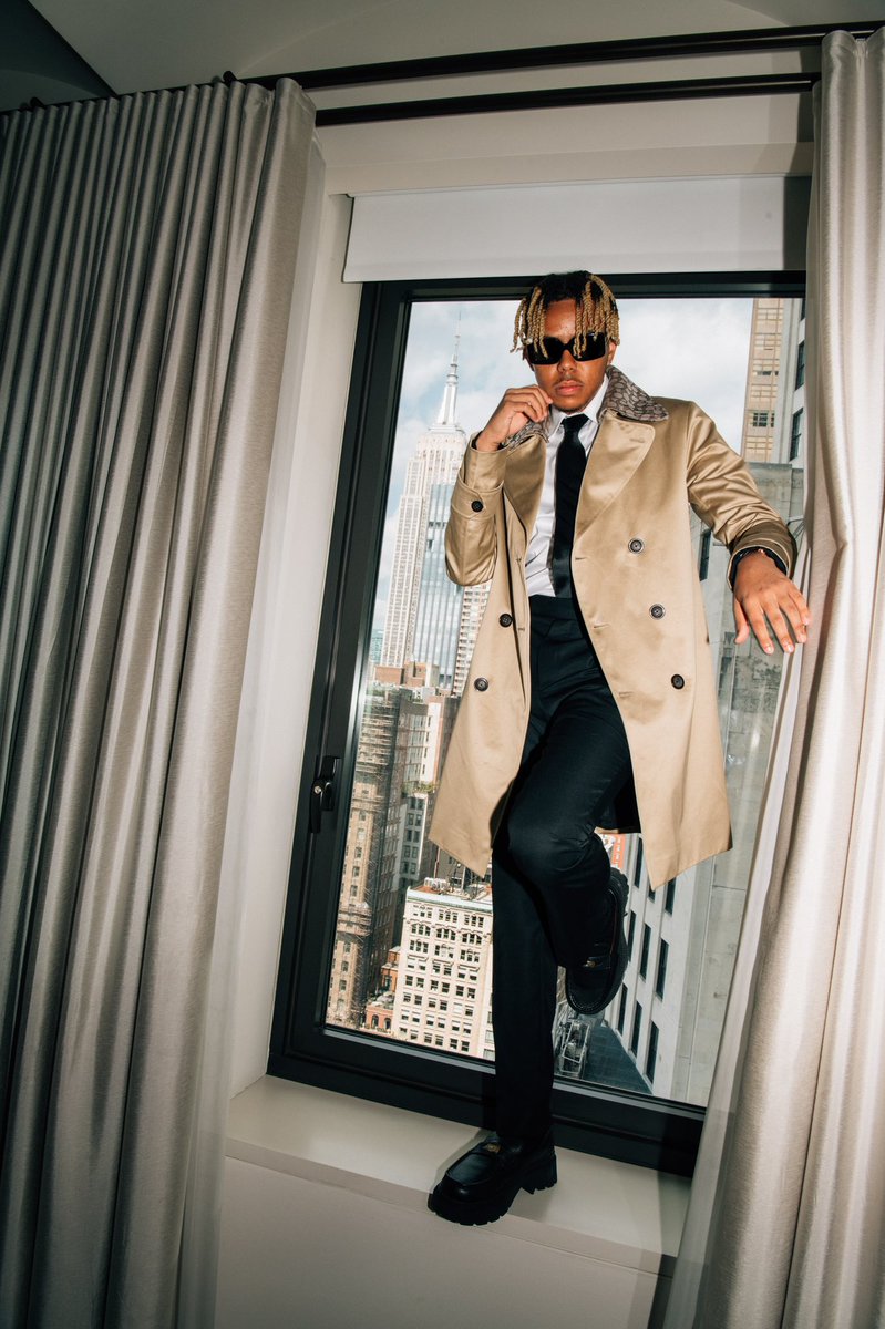 cordae's tweet photo. Met Gala 2021 #HiLevel https://t.co/p4oBOEfQI9