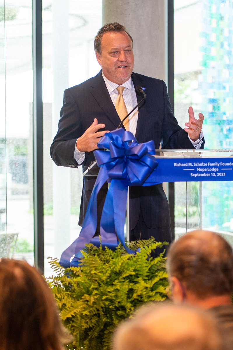 TonyFayPR's tweet image. It was a Monday for the books as the @AmericanCancer Hosted their Grand Opening and Ribbon-Cutting Ceremony for Richard M. Schulze Family Foundation Hope Lodge, the largest Hope Lodge in the country, in Houston! @ACSTEXAS @JeffFehlis @KymMcGee #AttackingCancer