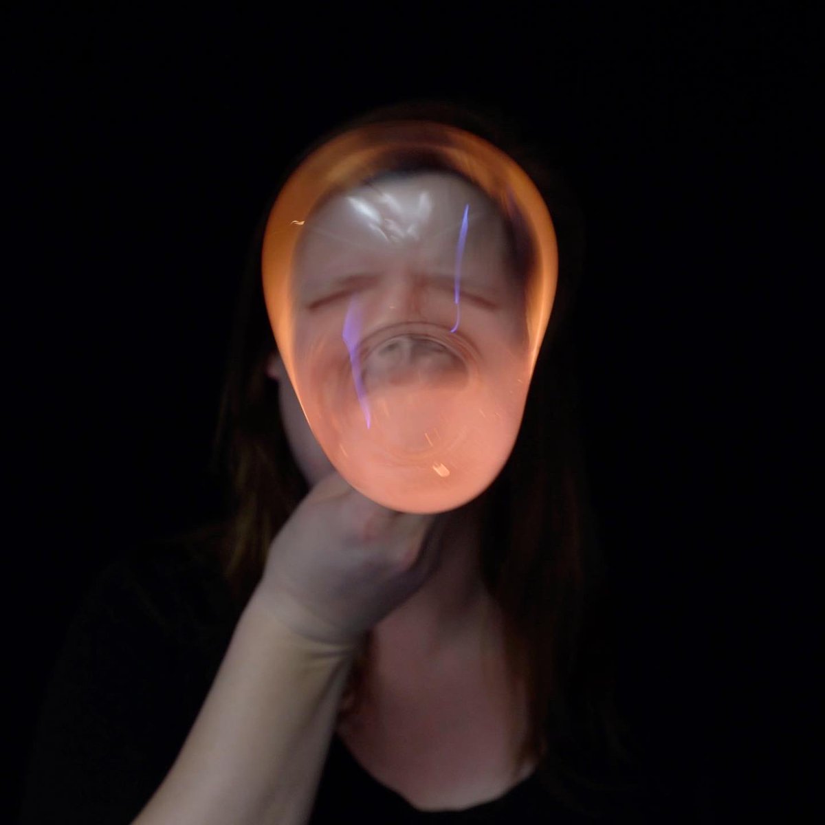MadHotGlass's tweet photo. Portrait through a bubble lung. Just breathe. https://t.co/qMZFurXTmu