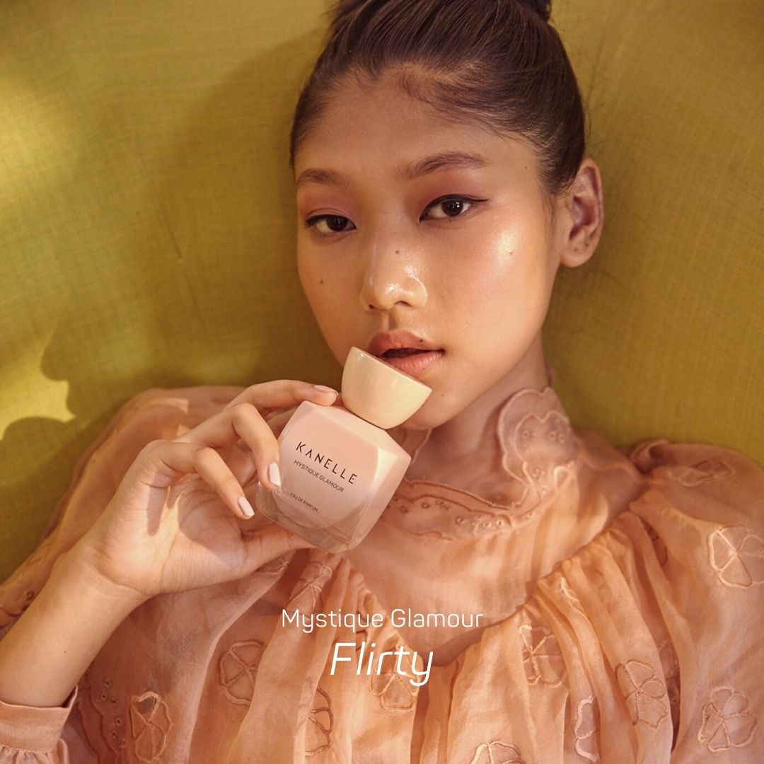 kanelleHQ's tweet image. One for each mood- 

Fresh Florence- Playful 
Mystique Glamour - Flirty 
Vivacious Heart - Fearless

Pre-order at 25% off at kanelle-online.com (2/3)

#kanelle #kanellewoman #womenforwomen #afreespirit  #homegrown #kanellefragrances #fragrances