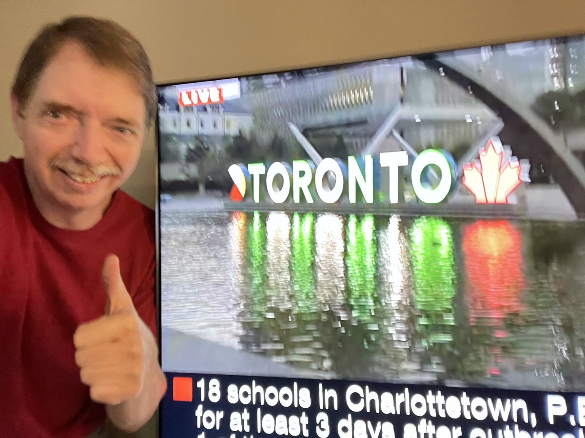 Today I “virtually visit” the Toronto sign which was lit in green and white in honour of living donation week! Hats off to the amazing transplant team at <a href="/UHNTransplant/">Ajmera Transplant Centre UHN</a> for the incredible life-changing work they do. #LDW2021