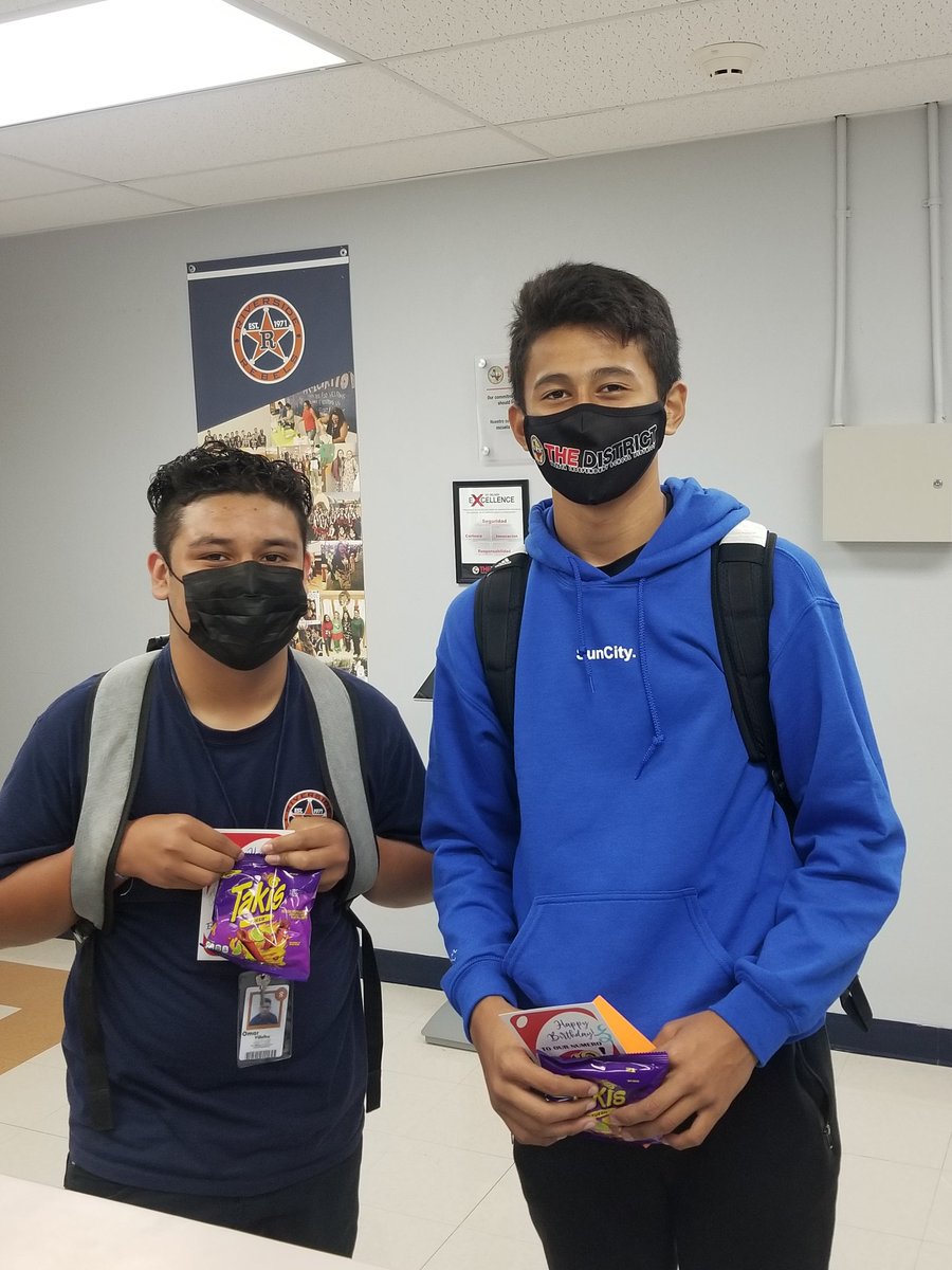 YM3_100's tweet photo. 🎈𝓗𝓪𝓹𝓹𝔂 B𝓲𝓻𝓽𝓱𝓭𝓪𝔂!!!🎈
#TheRebellion would like to wish these two AMAZING Rebels a wonderful birthday! 
@TheRebellion_DM @DannyBustos14 
@RiversideMS1971 https://t.co/4cVoJ8wL1q
