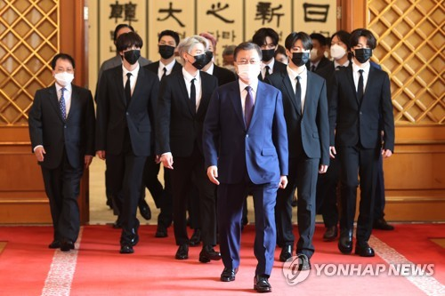 E_NtBSSUUAMRjDg?format=png&name=small