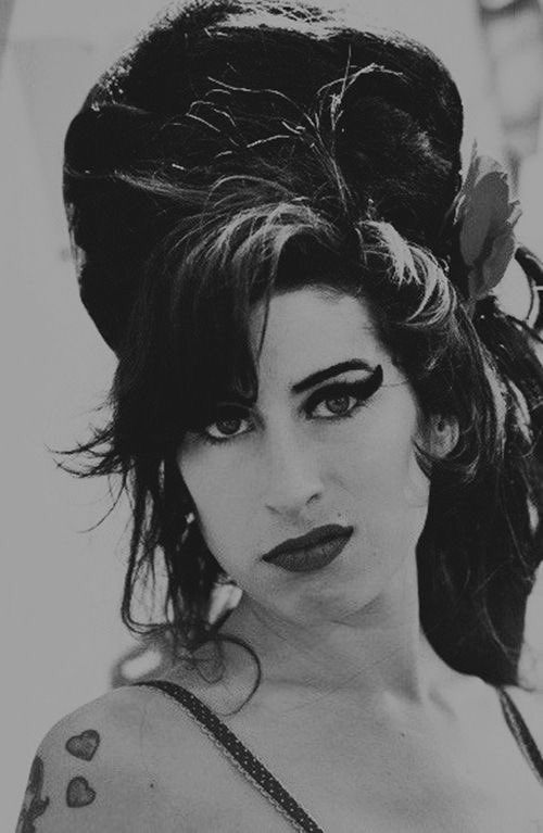 Happy Birthday to the  biggest girl in the world, Amy Winehouse. I hope you have in a better place. 