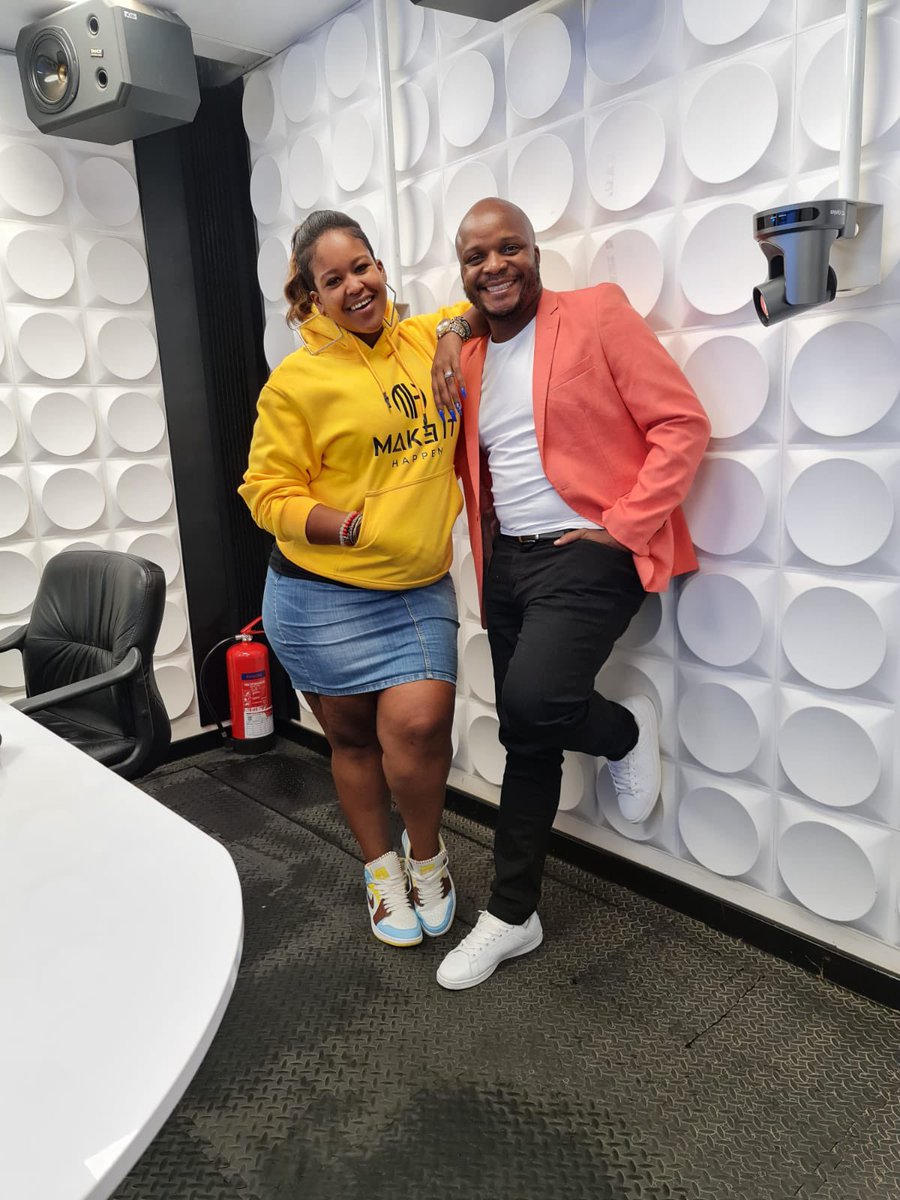 Kiss100kenya's tweet image. Good morning 😇😇! Mmeamka aje leo and where are you kissing us from ?😘 @KameneGoro @ThisIsJalas #KameneAndJalas