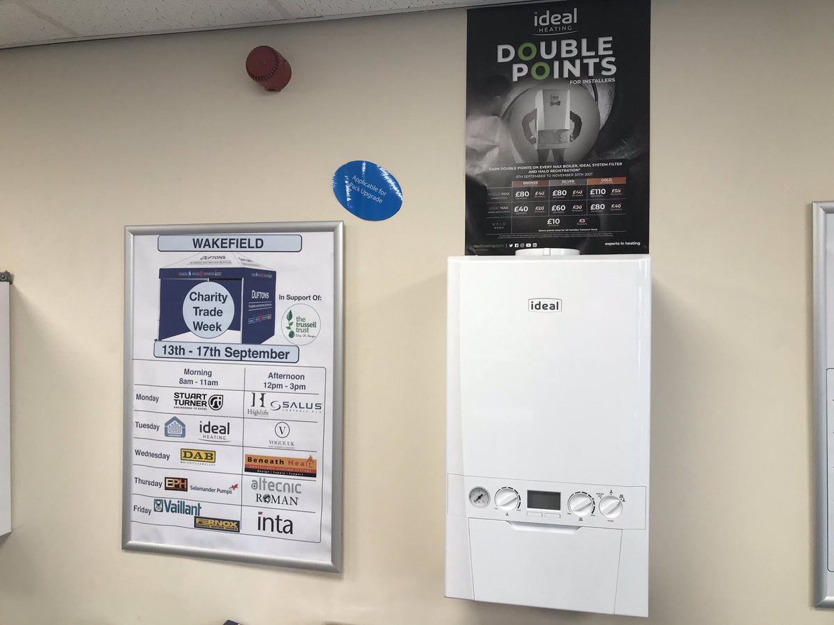 Duftons Trade Week                                   Wakefield 8-11
Castleford 12-3