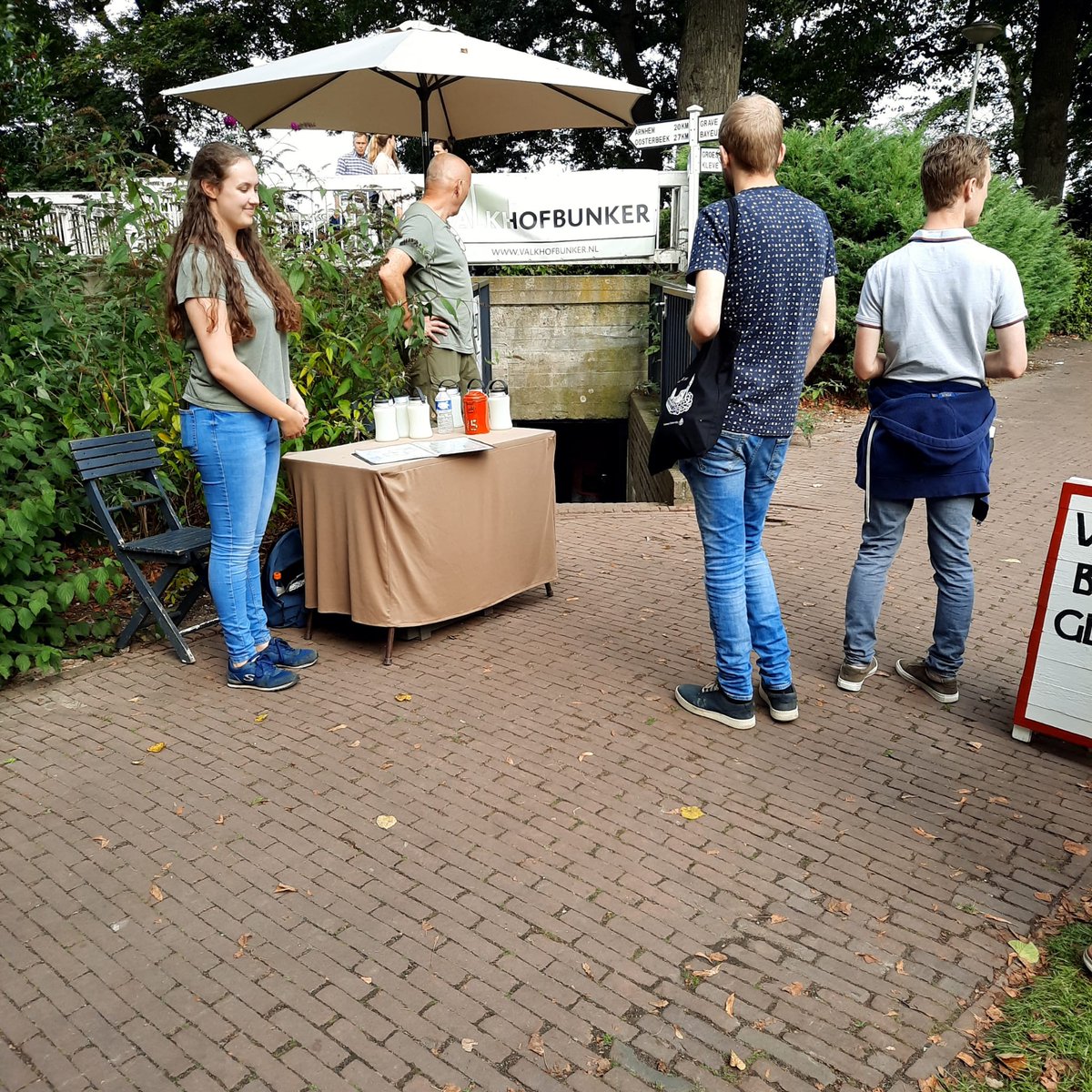 Afgelopen weekend hebben bijna 1000 mensen de bunker bezocht. Dat smaakt naar meer! Tot binnenkort? #Nijmegen #WOII