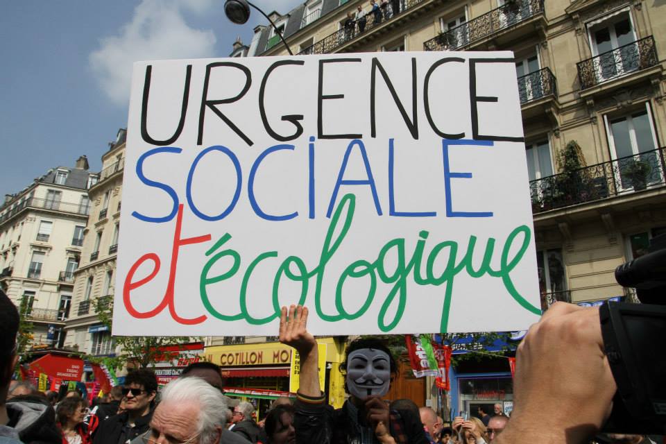 Voltuan's tweet photo. Vu les urgences ( #climat #biodiversité #pollutions etc. ) nous aurions dû être des millions à s'inscrire pour voter !! Les gens manquent vraiment d'empathie et d'éveil au vivant !! #ReLoVution #PrimaireEcologiste !! @AudreyPulvar @DavidCormand @julienbayou @sandrousseau @cdion https://t.co/G12Dv2kswX