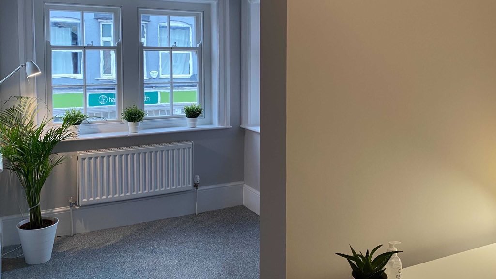 PropellerExm's tweet image. This is one of our new offices that is ready for renting here in #Exmouth. Exciting times! ⚡️
#coworking #techlife #devon #eastdevon
Info: propellerexmouth.co.uk