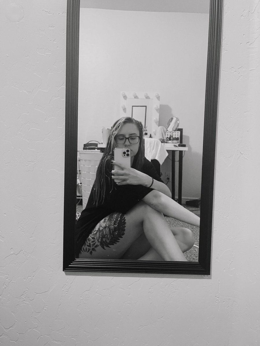 caitybreann's tweet photo. Now take a trip with me
But don't be surprised when things aren't what they seem
I’ve known it from the start
All these good ideas will tear your brain apart
#throwbacklyrics #avengedsevenfold https://t.co/PTkUjVw1CT