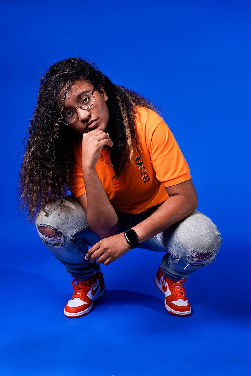 makeitrajnav's tweet photo. Say you a lesbian girl me too 🤞🏽❤️ https://t.co/4hvYwAR8Kd