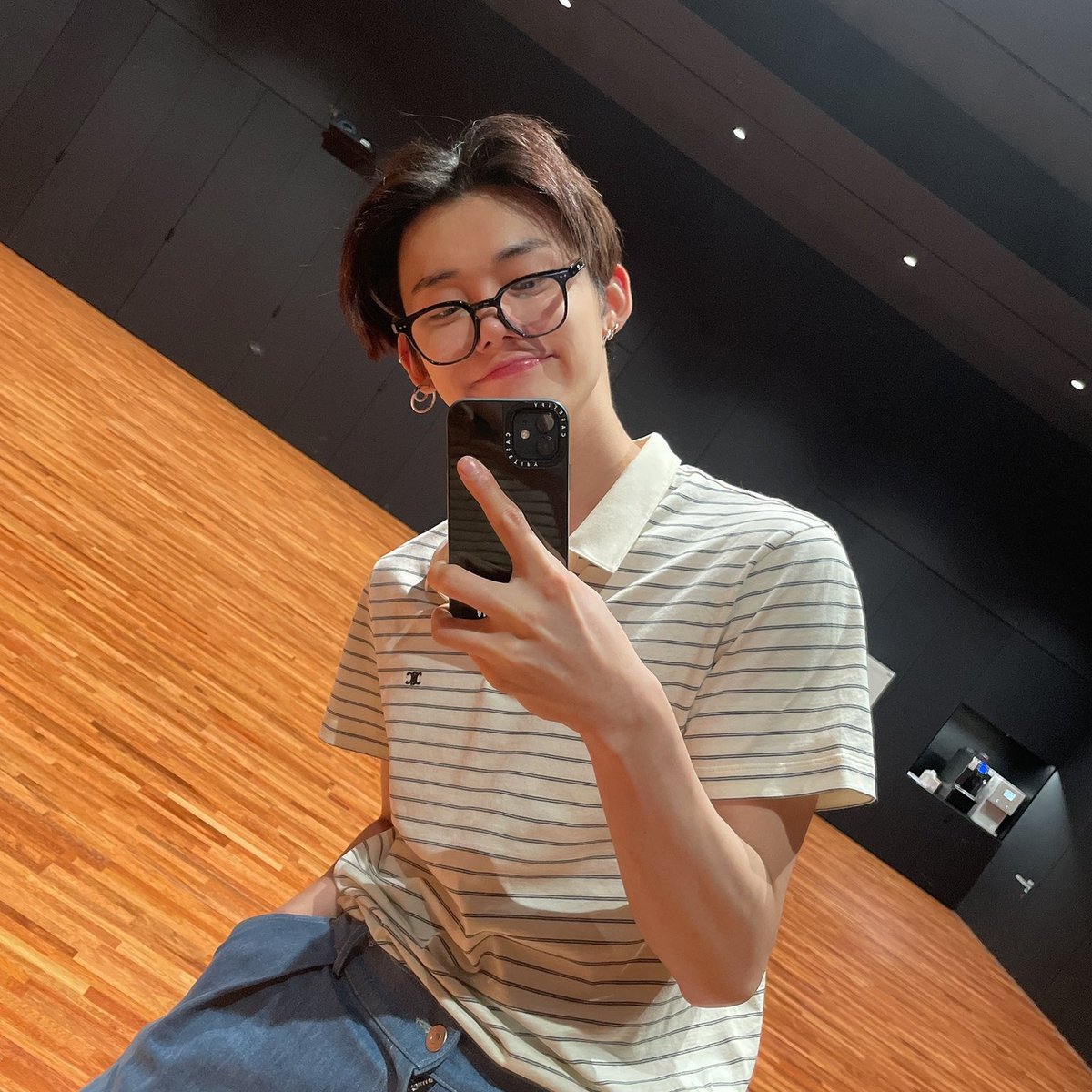 agustd_night_'s tweet photo. ⌗ Feliz cumpleaños cariño,
te amo mucho!💗, espero
la pases genial, gracias por 
todo lo que haces, eres una
gran persona 💗, espero sigas cumpliendo tus sueños y espero seas muy feliz. 💗

Moa te ama mucho. <3
  
@TXT_members @TXT_bighit 

(4trasad0 :(. ) https://t.co/ecbALkV28d
