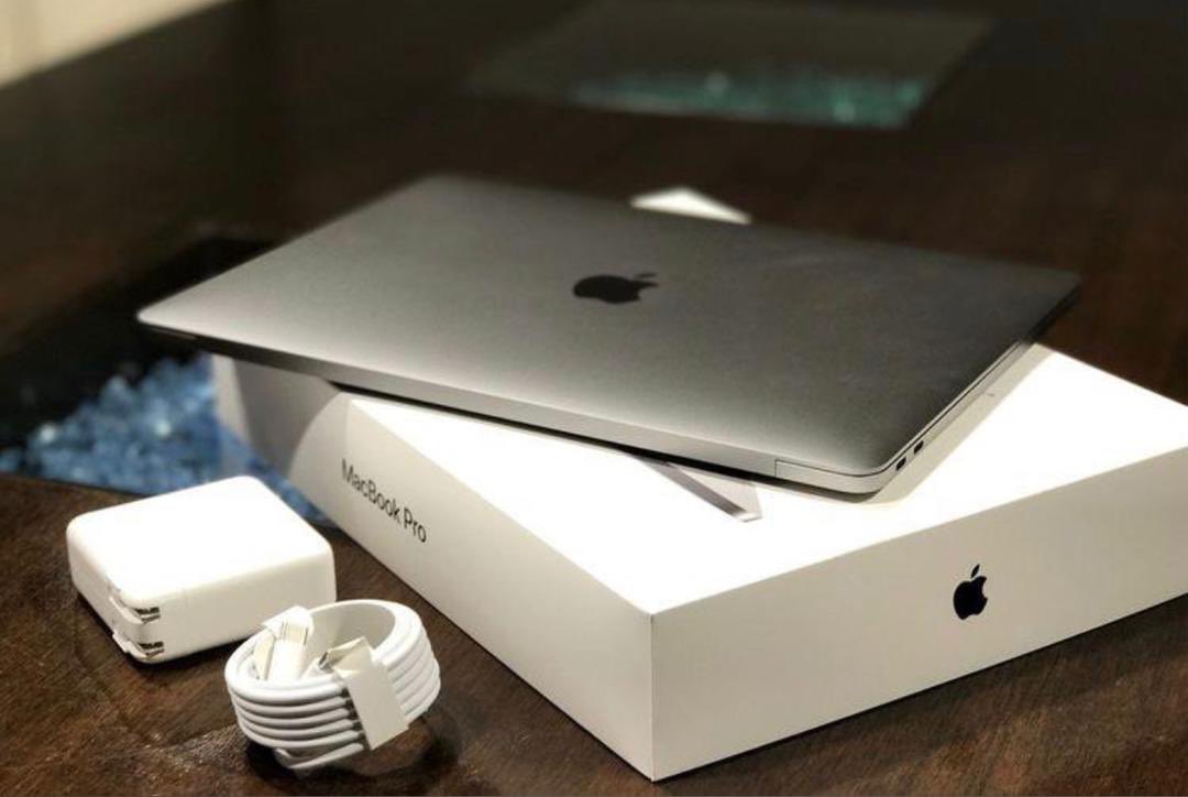 Djcross256's tweet photo. Brand new and used MacBooks for sale hit me up on ☎️ 0705946929 https://t.co/qWj5Jc7Cxx