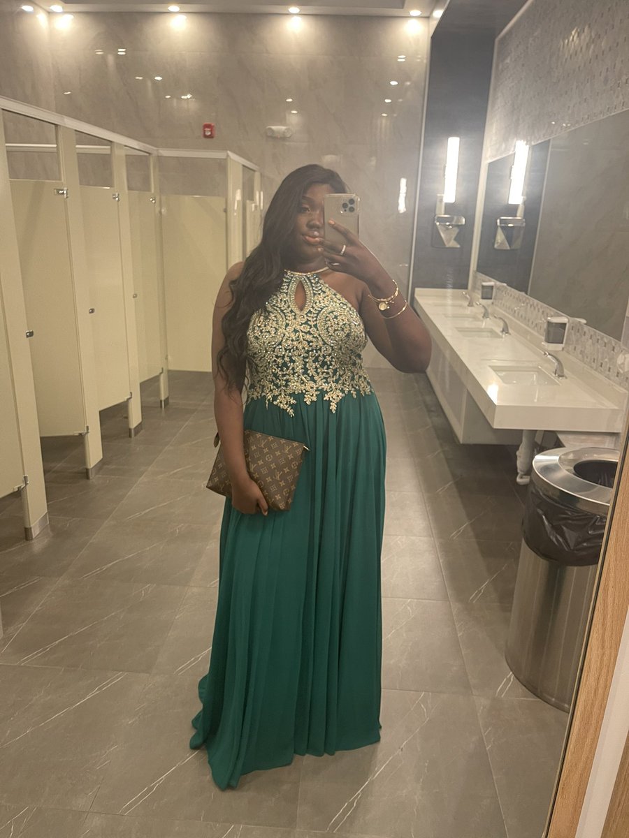 attibangz's tweet photo. Wedding fits are always my favourite. ✨ https://t.co/q6a7ilyxpE