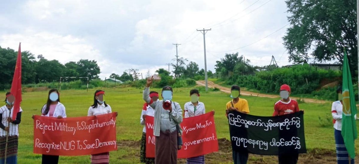 IrrawaddyNews's tweet photo. Students, educators and residents in Magwe Region’s Myaing Township took to the streets to show their opposition to the military regime on Tuesday. 
(Photo: BEGSC-Myaing) 
#WhatsHappeningInMyanmar https://t.co/kidDECUqCD
