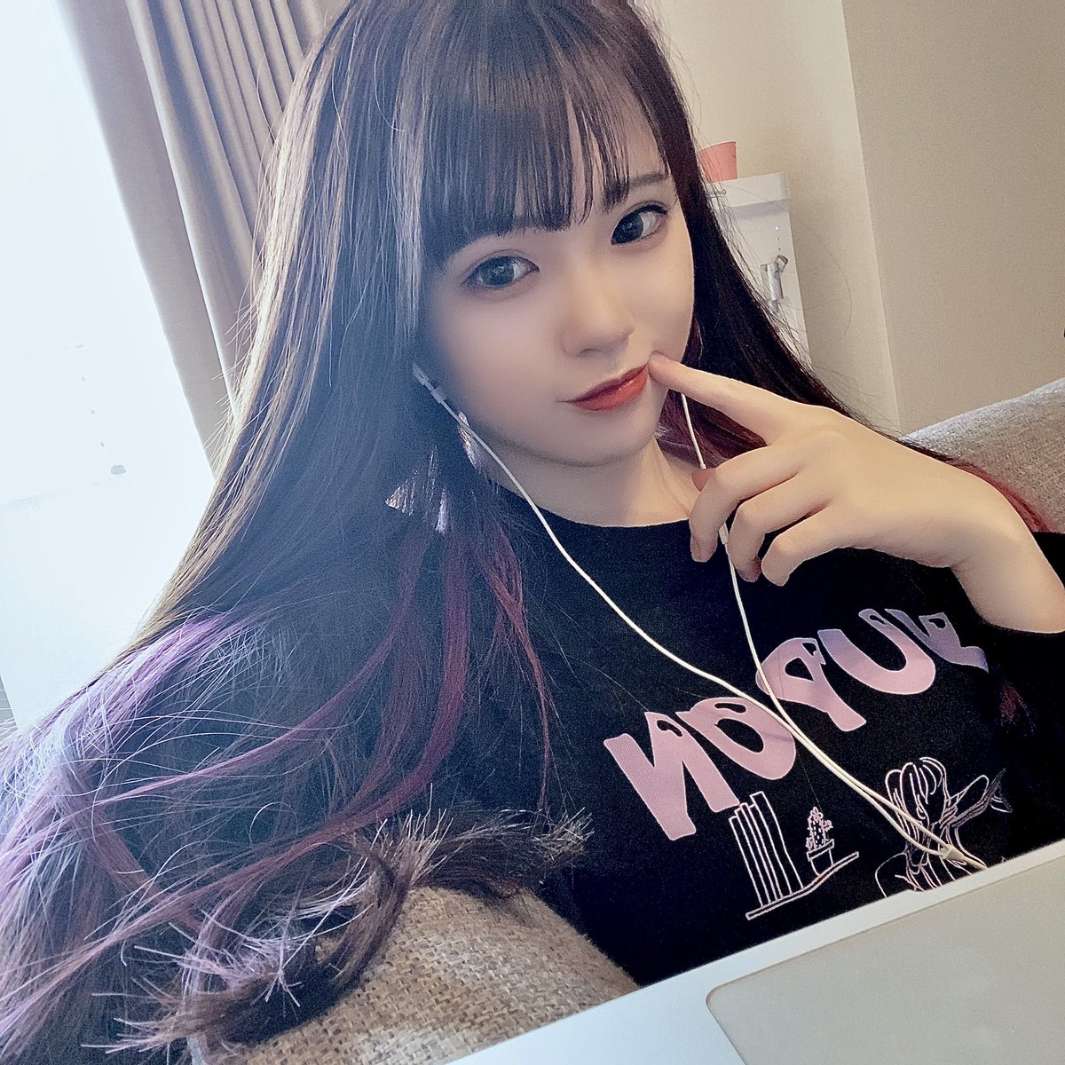 .komとのコラボ洋服本当に可愛い💜
早くみんなに来て欲しいぃ😆