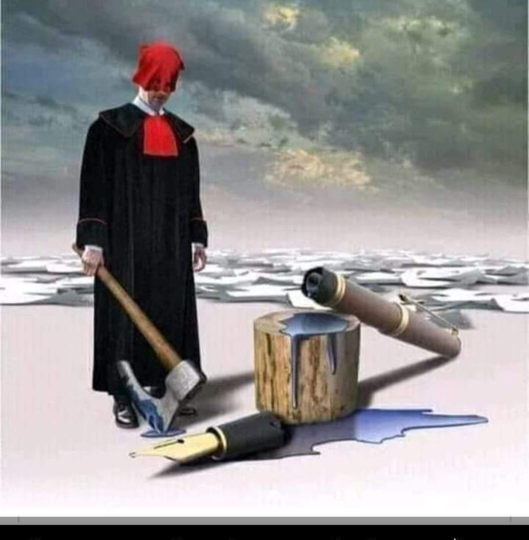 DrGulzarAzam1's tweet photo. #ShafqatmehmoodA picture of thousands words🤐😓
#StopPlayingWithStudentFuture #NCOC #Shafqatmehmood #NCOC https://t.co/atlboCCnkN